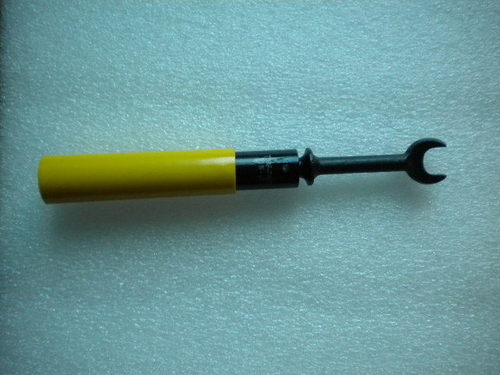 White 7/16" F Connectors Full Head 20 In/Lb Torque Wrenches And Keys