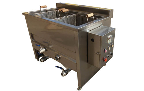 Oil Water Type Chicken Fryer Machine