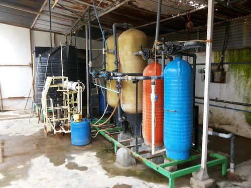 डी-आयनित पानी और आसुत जल