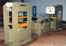 H Type Duplex Moulding Press
