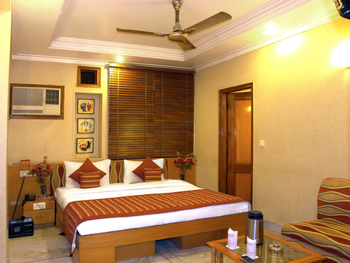 Hotel Booking Service By Hotel Singh International 