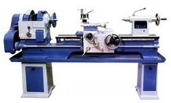 Manual Lathe Machine