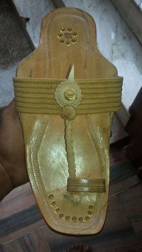 Kohlapuri Terenam Chappal