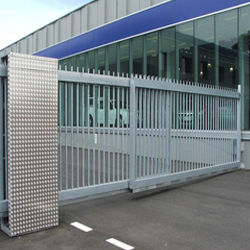 Automatic Cantilever Gate