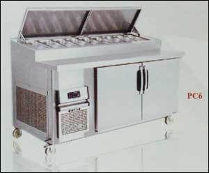 Refrigerated Pizza Preparation Counter Capacity: 300 Kg/Hr