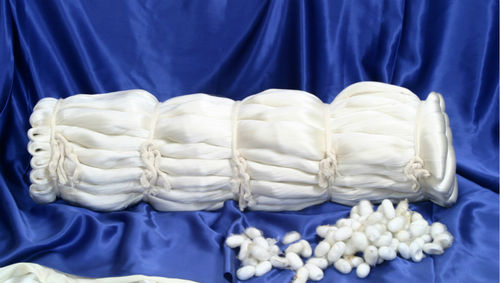 Grade 3A 20/22d Raw White Mulberry Silk Raw Silk Yarn