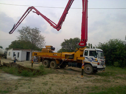 Boom Placer Rental Service By EARTH EQUIPMENTS
