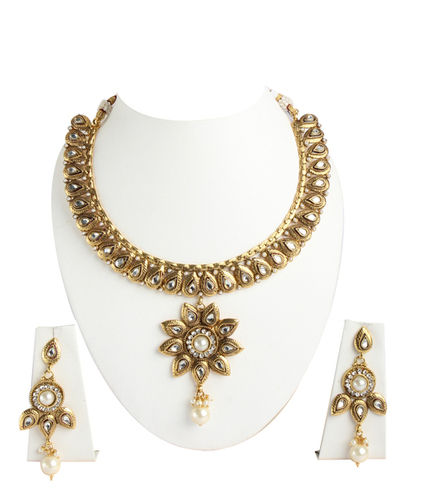 Necklace Set