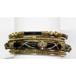 Black Metal Bangle Set