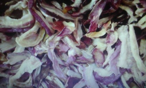 Dehydrated Red Onion Kibbled 