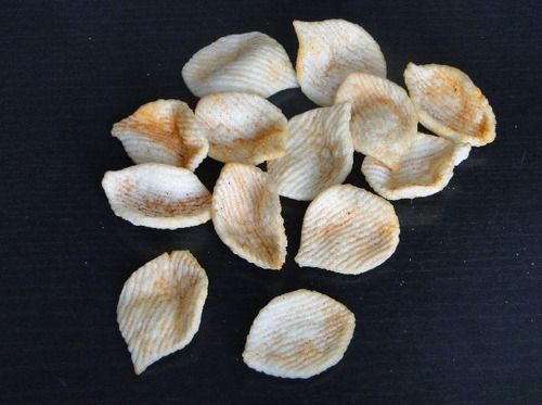Almond Shaped Sheeted Pellet