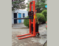 Electric Stacker