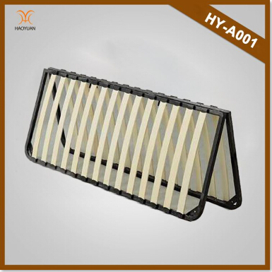 लकड़ी और धातु के स्लेटेड बेड फ़्रेम