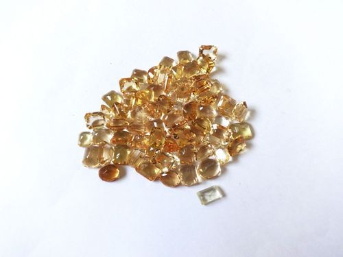 Certified Topaz Gemstone : Kzng014