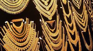 Gold Necklaces - Exquisite Gold Finish, Beautifully Crafted for Elegance and Versatility