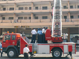 Turntable Ladder and Aerial Platform Ladders Truck