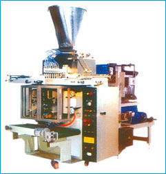 Multitrack Liquid Filling Machine