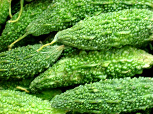 Fresh Karela (Bitter Gourd)