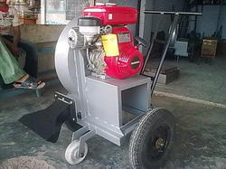 Road Cleaner With Wheel