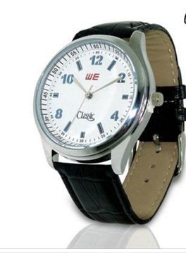 White Round Dial Gents Watch