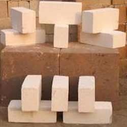 Cold Face Insulation Bricks - Superior Grade Raw Material, Long Service Life & Weather Resistance