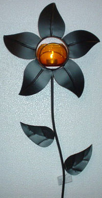 Garden Stick Flower shaped with T light Holder