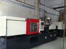 Closures Injection Molding Machine