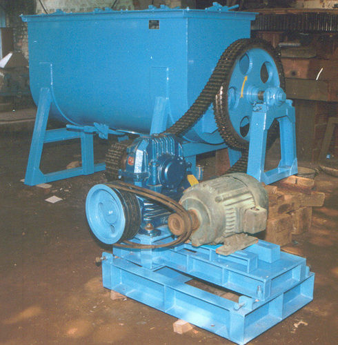 Ribbon Mixer - Mild Steel 'U' Shaped Barrel, Continuous Mixing and Delivery Type, Features Feeding Chute and Discharging Spout