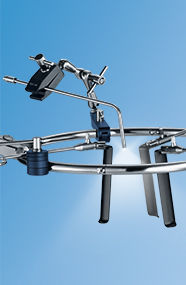 SynFrame Access and Retractor System