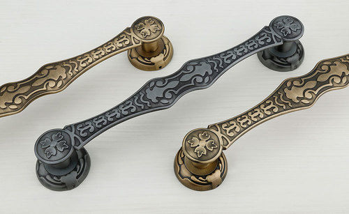 Antique Door Handle - Handcrafted Iron, Unique Decorative Design , Lasting Durability and Luxurious Style