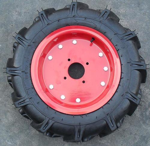 Cream And Walking Tractor Tyre 5.00-12