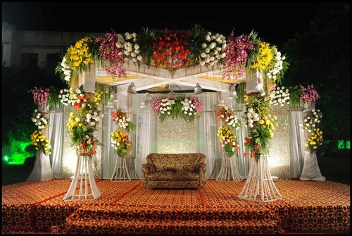 Flower Decorations Service By ARORA WEDDING & EVEN PLANNER