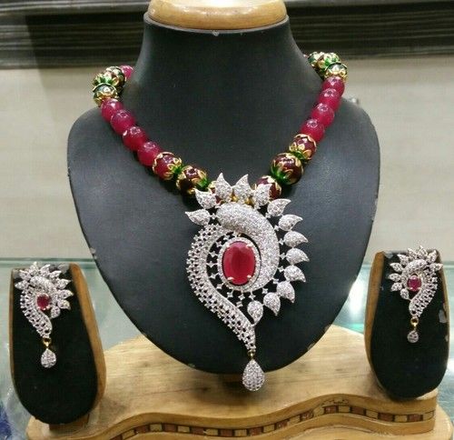 Imitation Necklace With Earcuffs