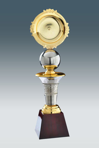 Chrome Finish Premium Metal Trophy on Wooden Base ( GK 832 )