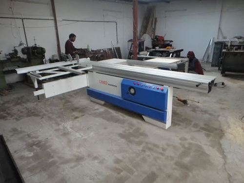 Panel Saw Machine