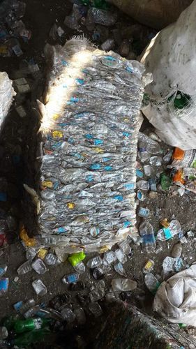 Pet Bottles (Washed And Unwashed)