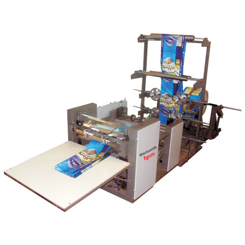 Woven Bag Gusseting And Cutting Machine