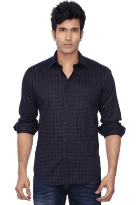 Mens Full Sleeves Slim Fit Casual Dotted Shirt