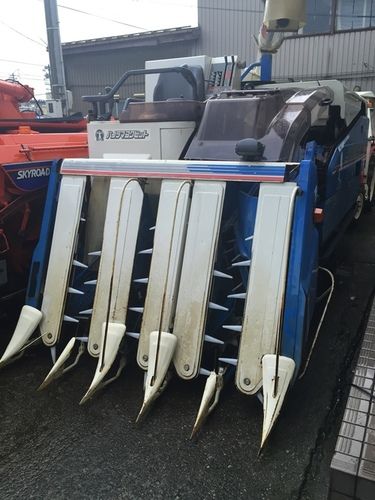 Used Iseki Frontier Combine Harvester (Gt 60)