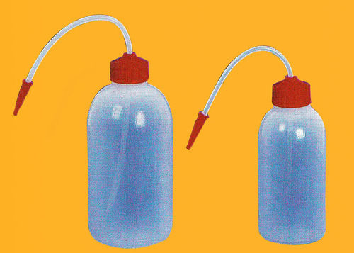 Wash Bottles With Jet and Nozzle