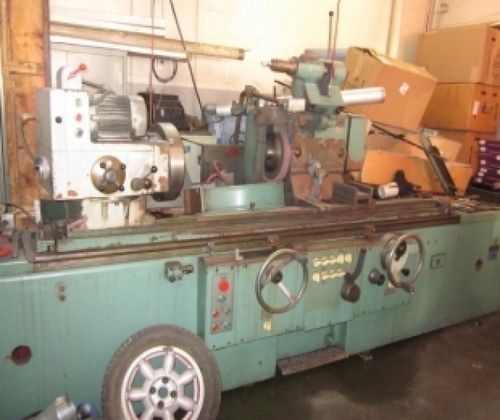 TOS Cylindrical Grinder 1500A 500