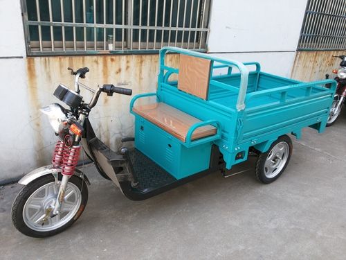 Open Loader E-Rickshaw