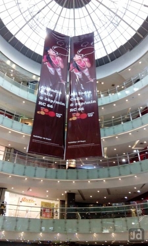 Mall Advertising Banner By Sign World Inc