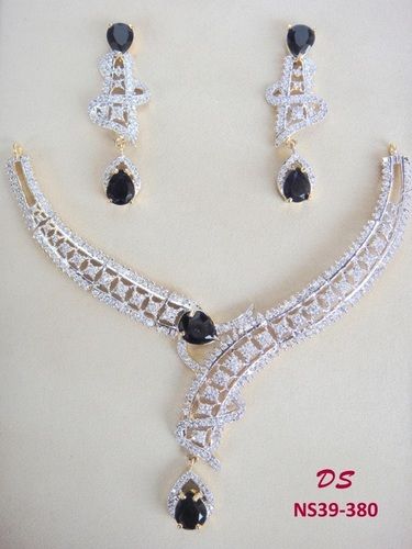 Diamond Sea Ad Necklace