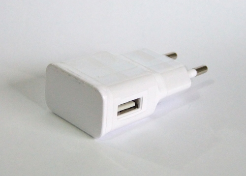 Mobile USB Charger (Samsung) - Plastic, 4x3x2 cm, White | Fast Charging, Compact Design, USB Powered