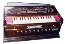 Scale Change Coupler Type Harmonium Purity(%): 96%