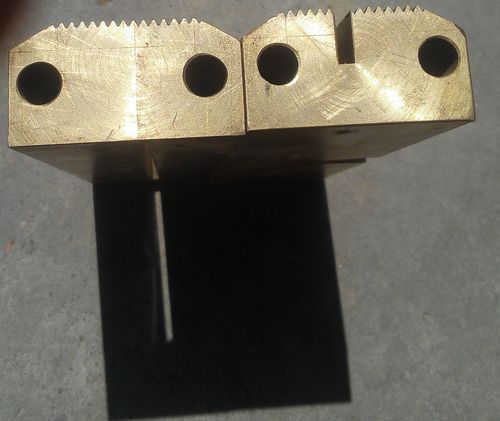 Horizontal Sealing Jaws