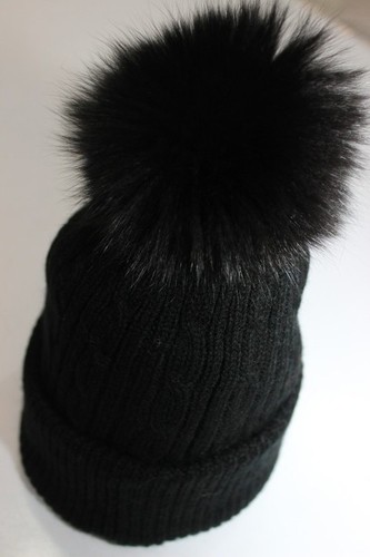 Cap With Pompom