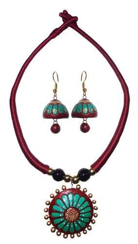 Eye-catching Terracotta Necklace Set