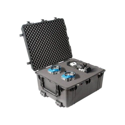 Pelican 1690 Transport Case With Foam (Black)